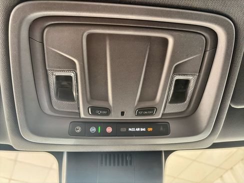 Certified 2022 Chevrolet Silverado 1500 RST AWD/4WD image 19