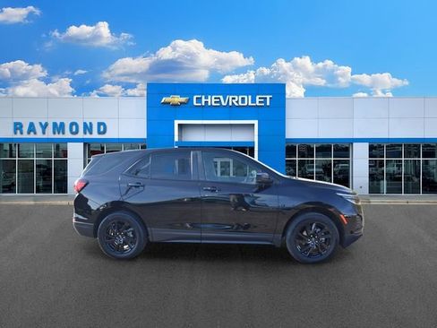 Certified 2024 Chevrolet Equinox LS w/ LS Convenience Package AWD/4WD image 2