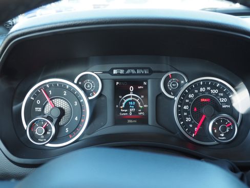 Used 2025 RAM 3500 Big Horn image 23