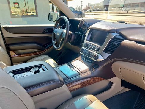 Used 2019 Chevrolet Tahoe Premier image 12