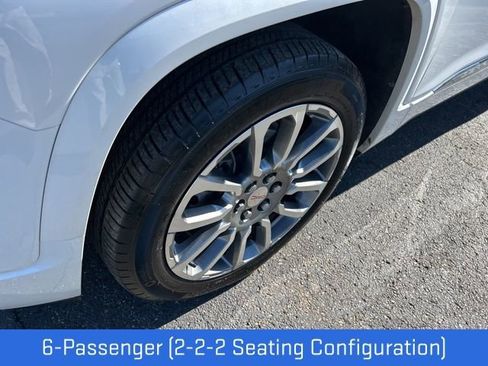 Certified 2023 GMC Acadia Denali w/ Denali Technology Package AWD/4WD image 17