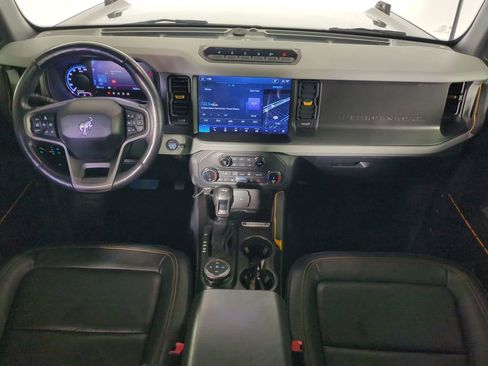 Used 2022 Ford Bronco Badlands image 17