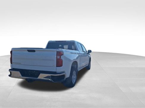 Used 2025 Chevrolet Silverado 1500 LT image 10