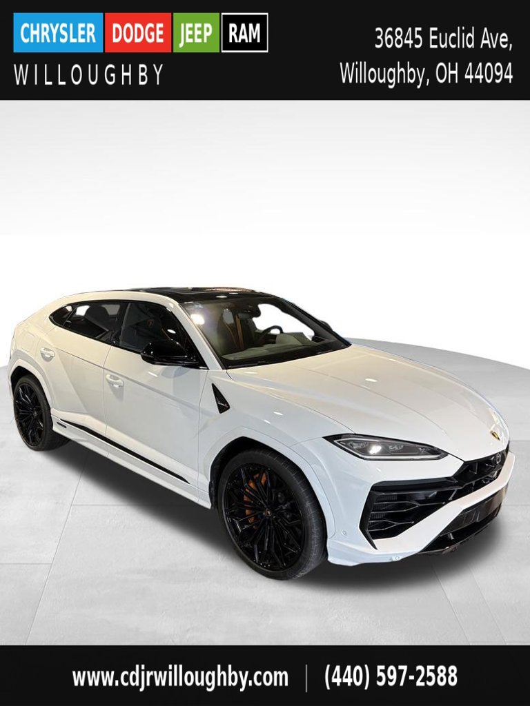 Used 2025 Lamborghini Urus SE AWD/4WD image 14