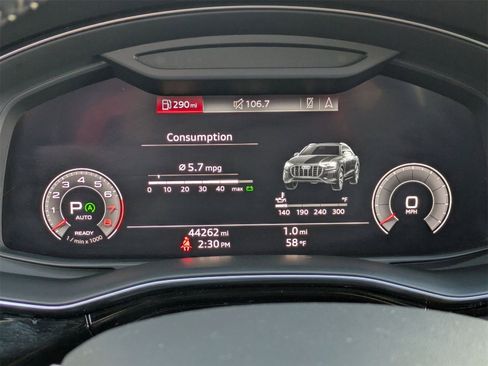 Used 2020 Audi Q8 Premium w/ Black Optic Package image 12