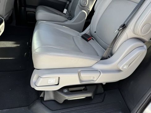 Used 2019 Honda Odyssey EX-L image 11