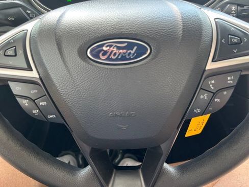 Used 2013 Ford Fusion SE FWD image 13