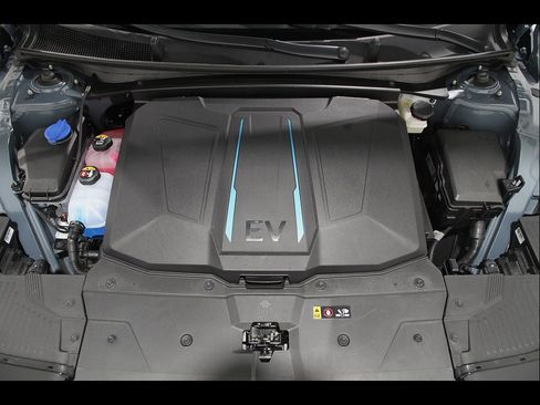Certified 2024 Hyundai Ioniq 5 SEL RWD image 23