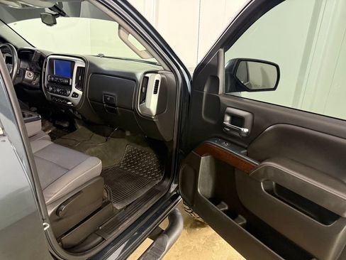 Used 2017 GMC Sierra 1500 SLE w/ SLE Value Package AWD/4WD image 22