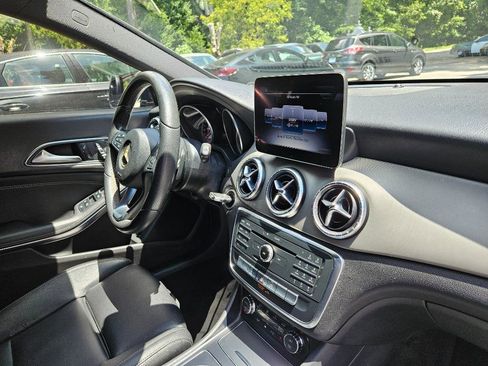 Used 2018 Mercedes-Benz CLA 250 image 46