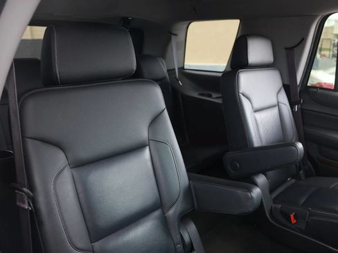 Used 2017 Chevrolet Tahoe LT w/ Luxury Package RWD image 18