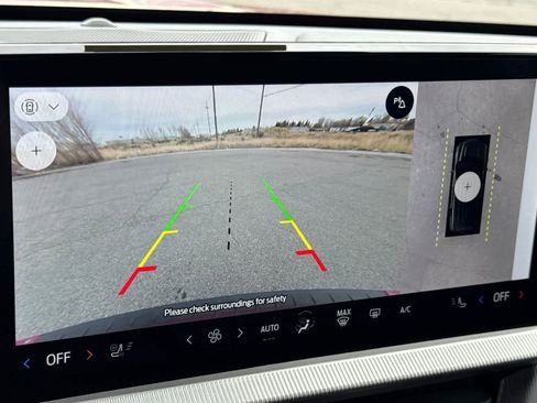 Certified 2025 Ford Explorer ST-Line image 21