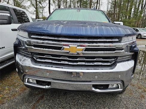 Used 2020 Chevrolet Silverado 1500 LTZ w/ LTZ Plus Package image 3