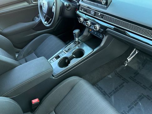 Certified 2025 Honda Civic LX image 31