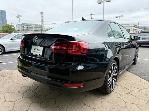 Used 2013 Volkswagen Jetta GLI Autobahn FWD image 7