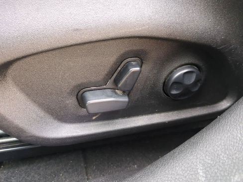 Used 2017 Jeep Renegade Latitude image 16