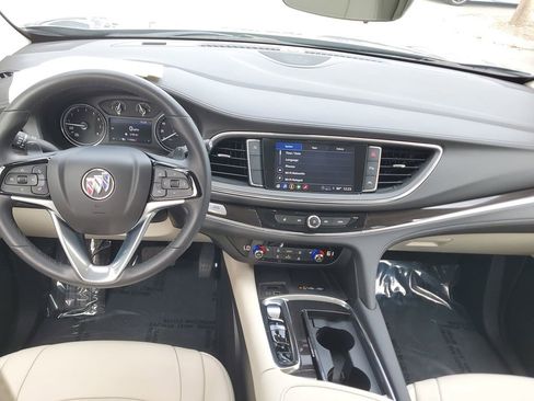 Certified 2024 Buick Enclave Essence w/ Technology Package image 18