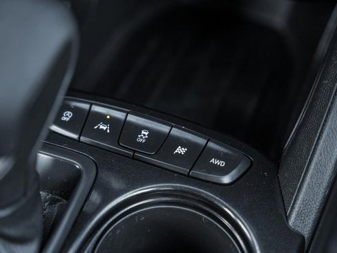 Used 2024 Chevrolet TrailBlazer LT image 24