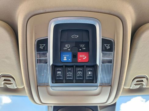 Used 2020 RAM 1500 Limited AWD/4WD image 37