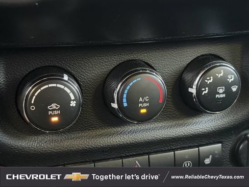 Used 2013 Jeep Wrangler Unlimited Sahara AWD/4WD image 24