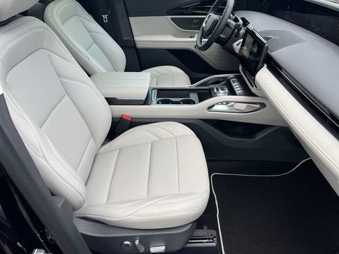 New 2026 Lincoln Nautilus Premier w/ Equipment Group 102A AWD/4WD image 14