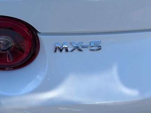 New 2025 MAZDA MX-5 Miata RF Club image 12