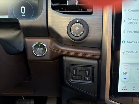 Used 2023 Ford Expedition Max King Ranch image 38