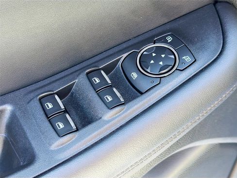 Used 2024 Ford Edge SEL w/ Convenience Package image 19