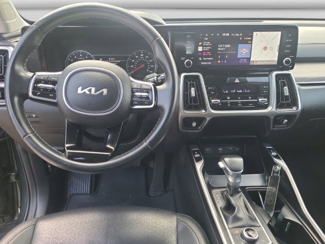 Certified 2023 Kia Sorento S w/ Panoramic Sunroof Package AWD/4WD image 17
