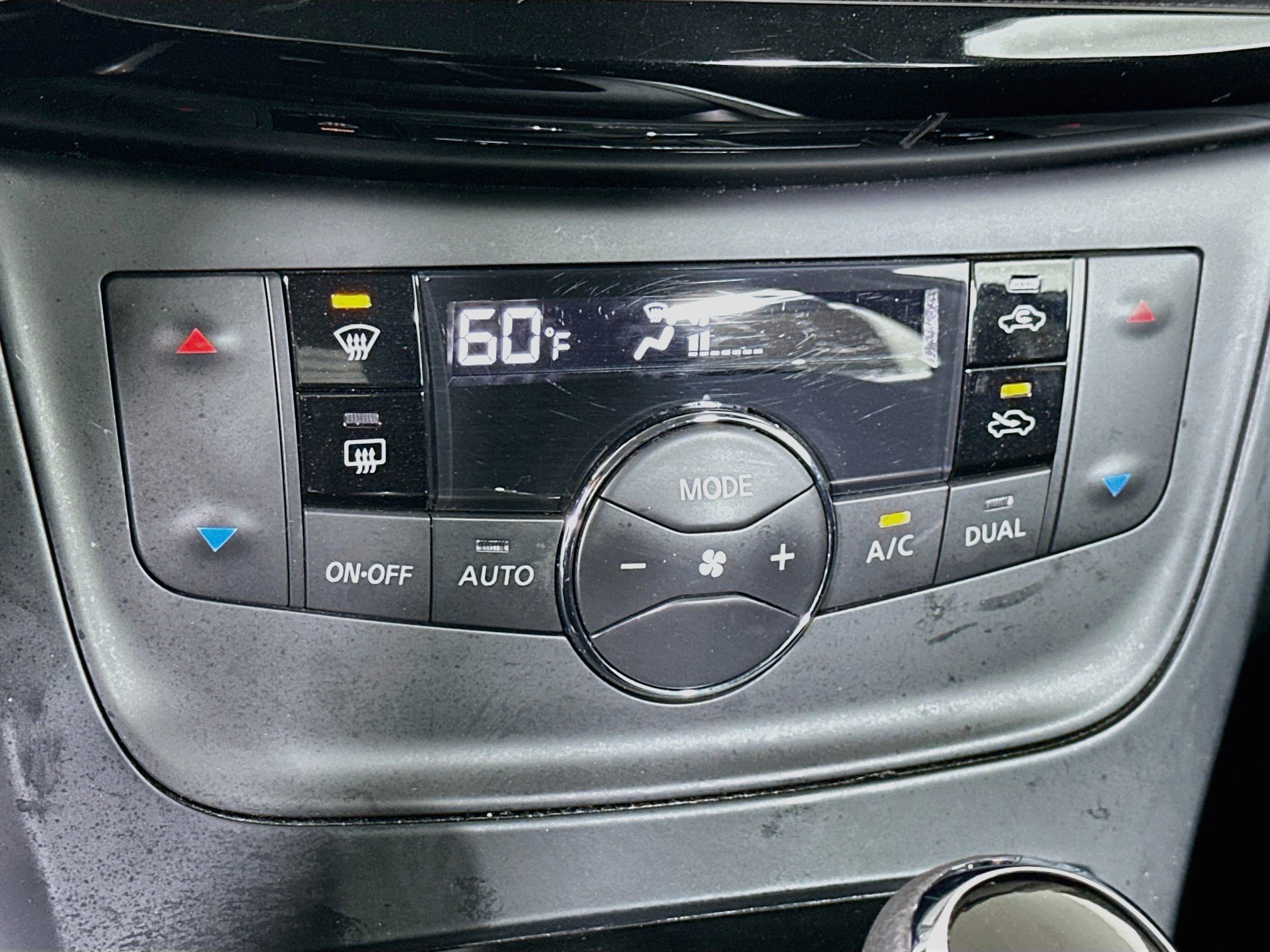 Used 2019 Nissan Sentra SV FWD image 23