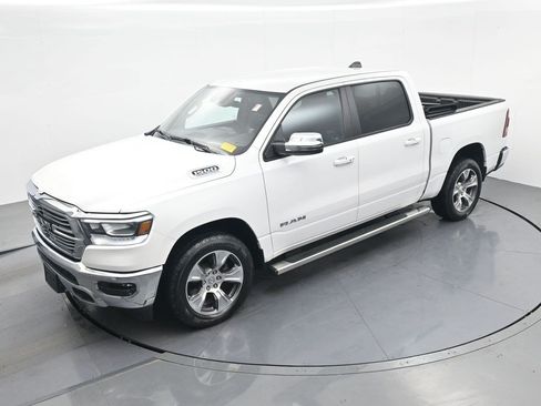 Used 2023 RAM 1500 Laramie AWD/4WD image 16
