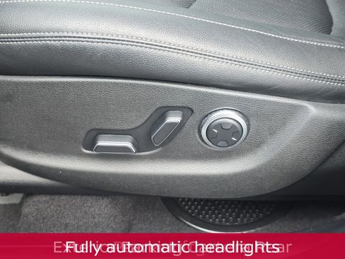 Used 2025 Genesis GV70 2.5T image 19