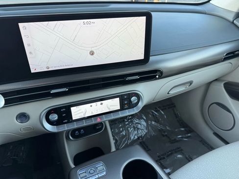 Used 2023 Genesis GV60 Advanced w/ Security Package image 33