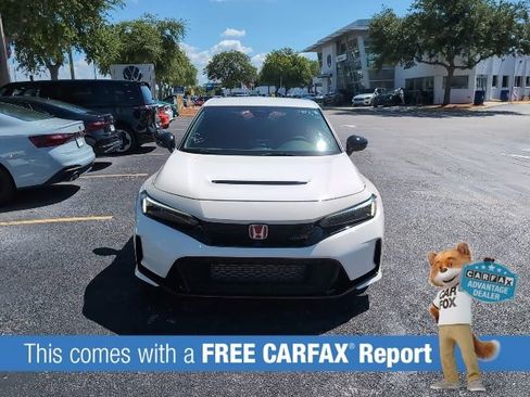 Used 2023 Honda Civic Type R image 2