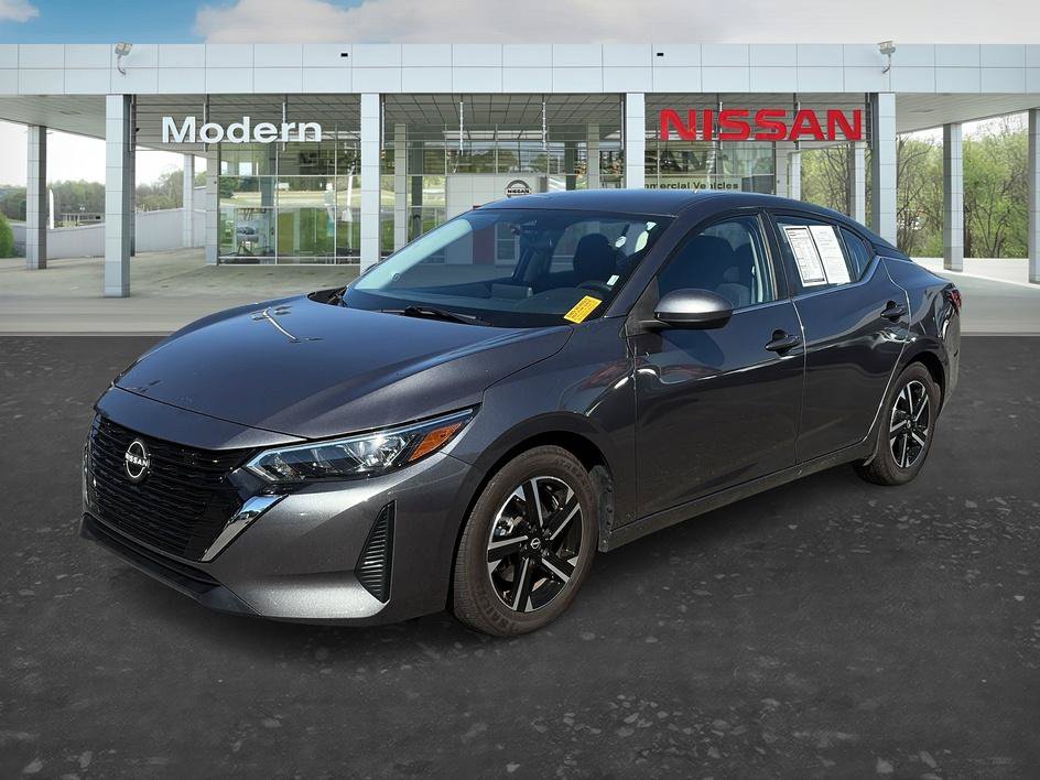 Certified 2025 Nissan Sentra SV FWD image 1