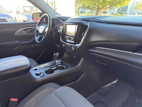 Used 2018 Chevrolet Traverse LS image 44
