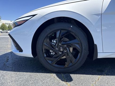 New 2026 Hyundai Elantra Sport FWD image 11