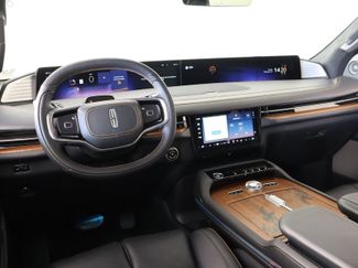New 2026 Lincoln Navigator Black Label AWD/4WD video 2