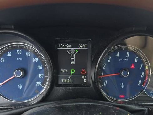 Used 2016 Maserati GranTurismo Sport image 5