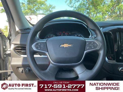 Used 2021 Chevrolet Traverse LS FWD image 11