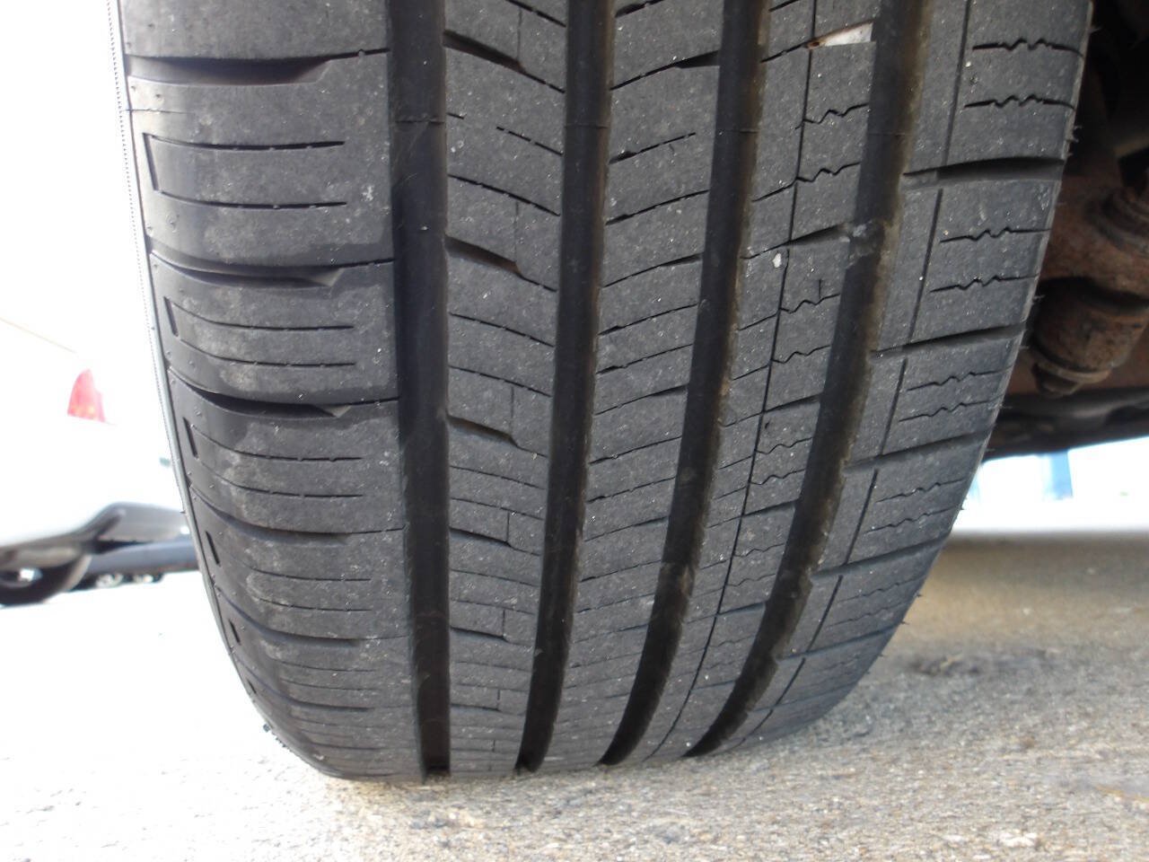 Used 2010 Nissan Sentra 2.0 S FWD image 39