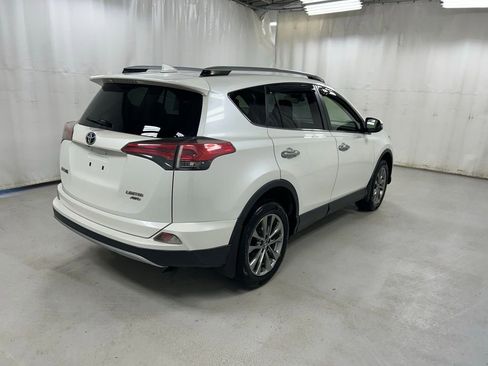 Used 2018 Toyota RAV4 Limited w/ All Weather Liner Package image 5