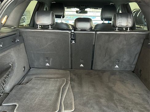 Used 2021 Mercedes-Benz GLC 300 GLC 300 image 24