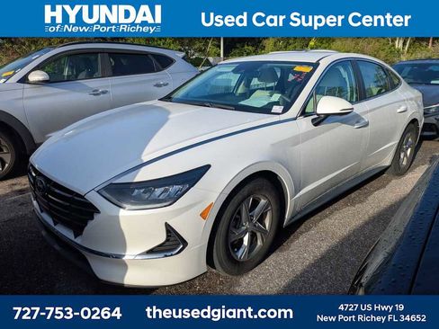 Used 2022 Hyundai Sonata SE w/ Cargo Package FWD image 1