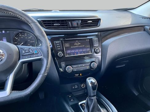 Used 2022 Nissan Rogue Sport SL AWD/4WD image 6