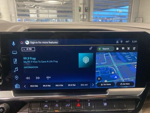 Certified 2025 Chevrolet Silverado 1500 LT image 21