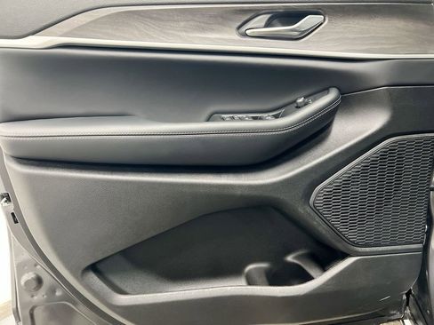 New 2026 Jeep Grand Cherokee Altitude image 20