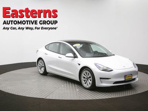 Used 2021 Tesla Model 3 Standard Range Plus image 44