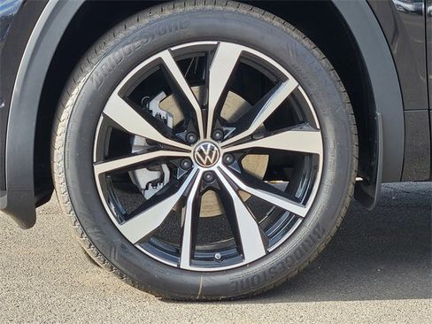 New 2026 Volkswagen Atlas SEL Premium R-Line image 10