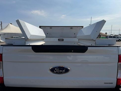 Used 2017 Ford F250 XL AWD/4WD image 32